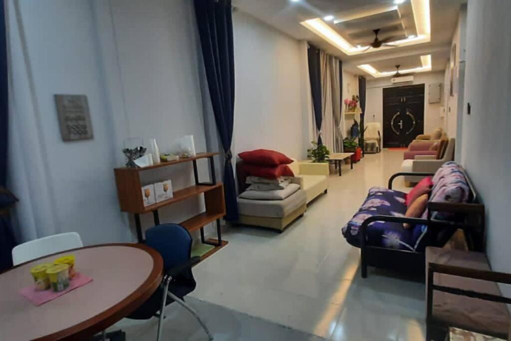 Homestay Restu Bonda Kampung Cerang Ruku ภายนอก รูปภาพ